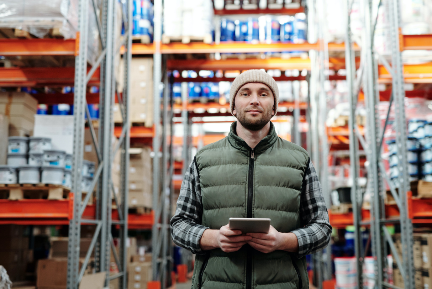 Adapting to a Temp Workforce, worker in warehouse aisle